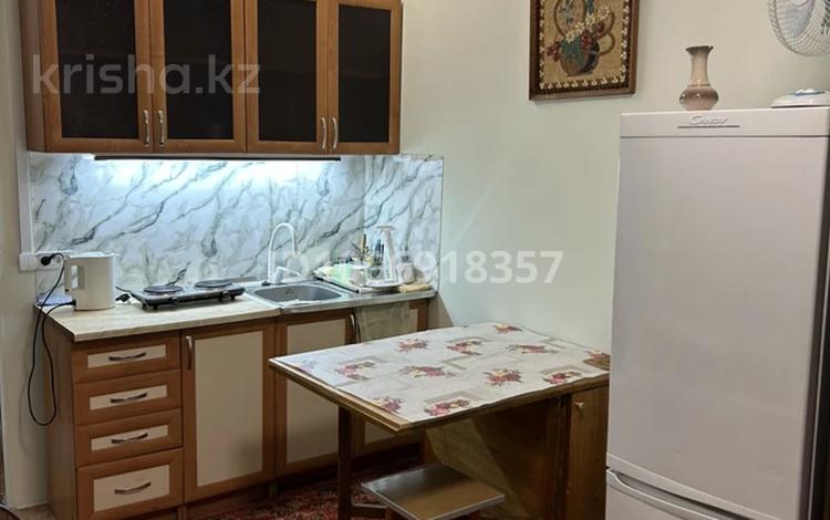 1-бөлмелі пәтер · 17 м² · 5/5 қабат, Абиша Кекельбаулы 129/2, бағасы: 15.4 млн ₸ в Алматы, Бостандыкский р-н — фото 2