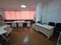 Кабинеттер және жұмыс орындары · 266 м², бағасы: ~ 2.5 млн ₸ в Алматы, Бостандыкский р-н — фото 7