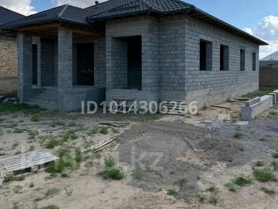 Отдельный дом · 4 комнаты · 280 м² · 10 сот., Мәдениет 134 — Тұлпар магазин за 27 млн ₸ в Туркестане