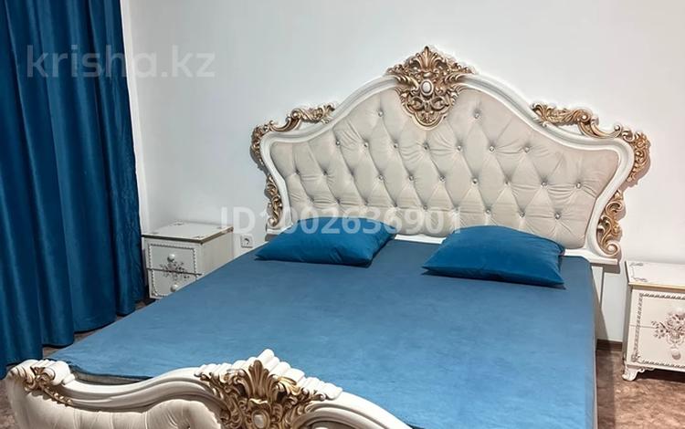 1-комнатная квартира · 50 м² · 2/9 этаж, мкр 12, Бокенбай батыр 157 — 12 микрорайон - Кен дала за 10 000 ₸ в Актобе — фото 2