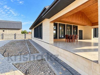 Жеке үй · 5 бөлме · 320 м² · 16 жүзд., Достық 41, бағасы: 150 млн ₸ в 