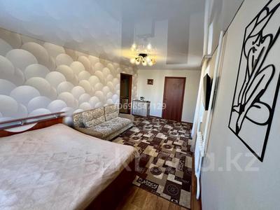 1-комнатная квартира · 45 м² · 2/9 этаж, 5 мик — Рядом жд вокзал за 9 000 〒 в Лисаковске