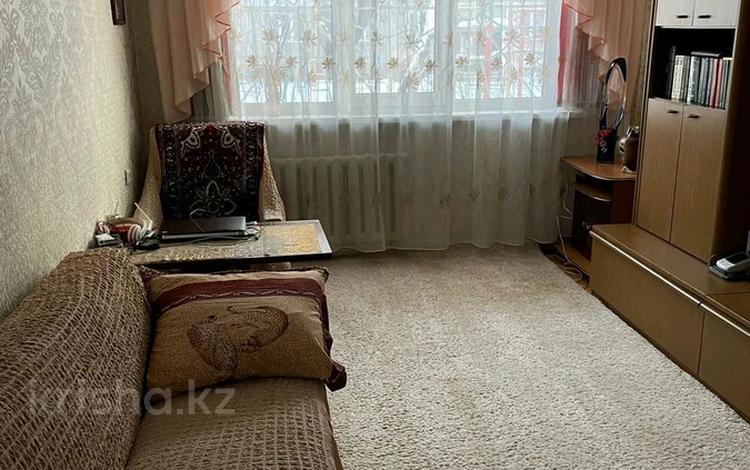 2-комнатная квартира, 46 м², 1/5 этаж, мусрепова за 13.8 млн 〒 в Петропавловске — фото 2