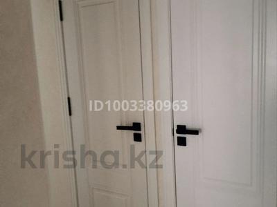 3-бөлмелі пәтер · 65 м² · 3/5 қабат, Нышанбаев 7 — Талғат клиника қиылысы, бағасы: 14 млн ₸ в Туркестане