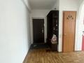2-комнатная квартира, 60 м², 9/10 этаж помесячно, мкр Аксай-3А 91 за 240 000 〒 в Алматы, Ауэзовский р-н — фото 2