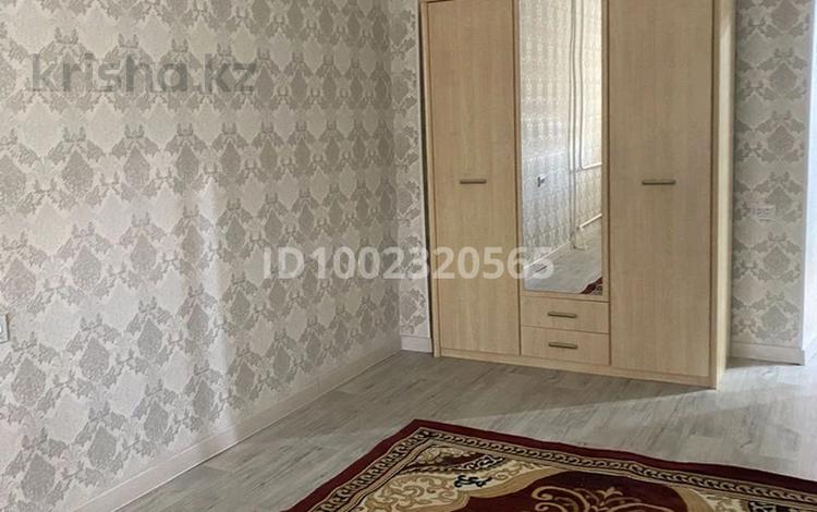 2-бөлмелі пәтер · 67 м² · 2/4 қабат, Өркен ш/а 67 — Школа 19, бағасы: 16 млн ₸ в Жанаозен — фото 2