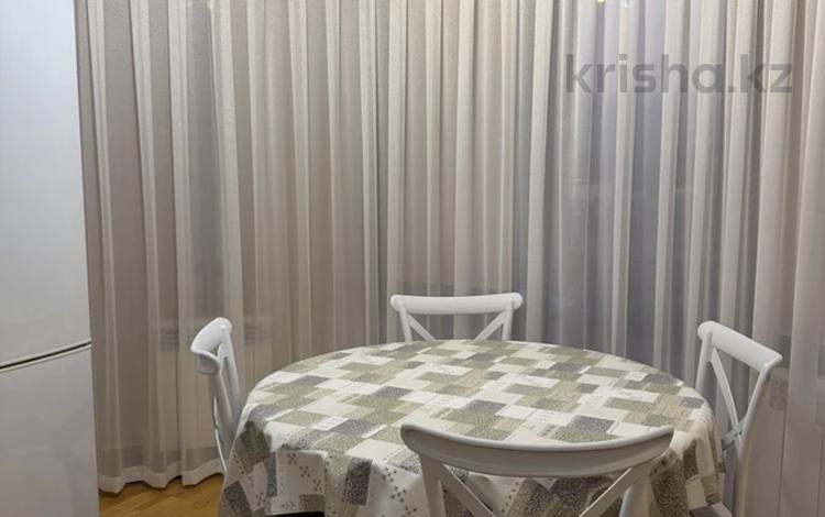 2-бөлмелі пәтер · 65 м² · 7/16 қабат, Аль-Фараби 53 — Шашкина, бағасы: 400 000 ₸ в Алматы, Бостандыкский р-н — фото 2