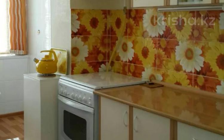 3-бөлмелі пәтер · 70.4 м² · 4/5 қабат, 7-й мкр, бағасы: 230 000 ₸ в Актау — фото 2