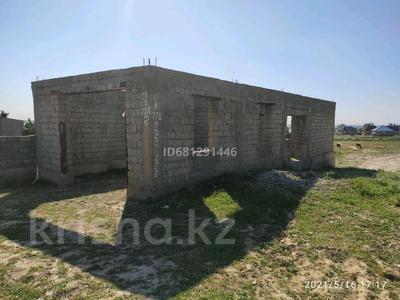 Жер телімі · 10 сотық, Дирмени 57 — Не доезжая до Акбайского переезда с правой стороны, бағасы: 8.5 млн 〒 в Карасу