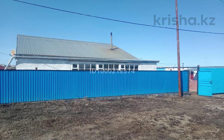 Отдельный дом · 4 комнаты · 100 м² · 10 сот., КАБАНБАЙ БАТЫР 56 — Досаф за 23.5 млн 〒 в  — фото 2