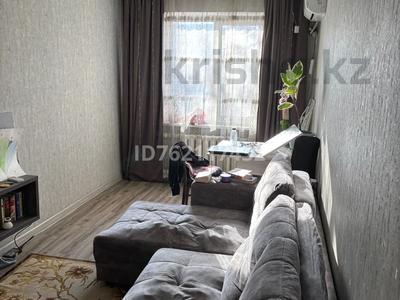 2-бөлмелі пәтер · 45 м² · 4/4 қабат, мкр №1 51 — Алтынсарина Улугбека, бағасы: 30 млн ₸ в Алматы, Ауэзовский р-н