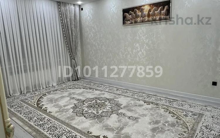 3-комнатная квартира · 90 м² · 1/5 этаж, мкр. Алтын орда 356 за 39 млн ₸ в Актобе — фото 2