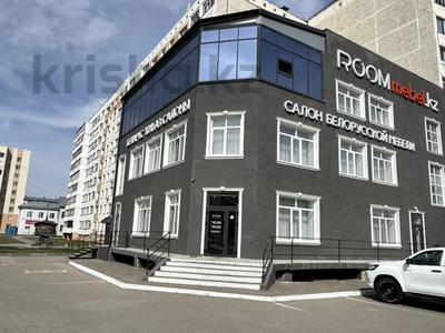 Свободное назначение, офисы, магазины и бутики, склады, общепит, салоны красоты, медцентры и аптеки, образование, развлечения · 929 м² за 360 млн ₸ в Кокшетау