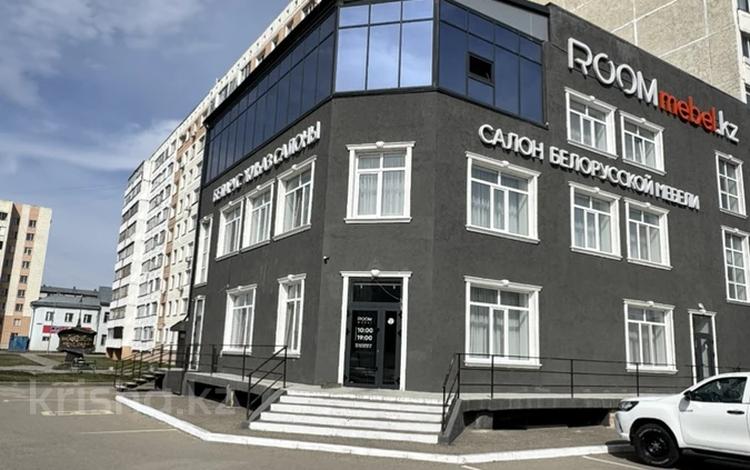 Свободное назначение, офисы, магазины и бутики, склады, общепит, салоны красоты, медцентры и аптеки, образование, развлечения · 929 м² за 360 млн ₸ в Кокшетау — фото 24