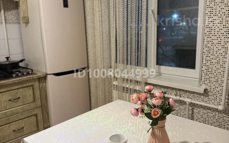 2-комнатная квартира · 65 м² · 3/9 этаж, мкр 11 115 за 14 000 ₸ в Актобе — фото 2