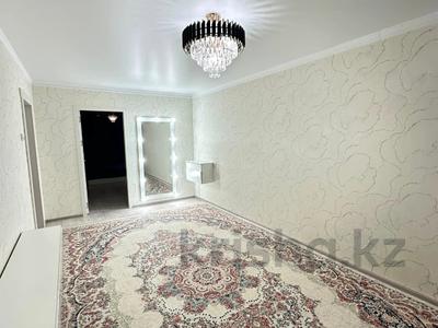 2-комнатная квартира · 42.5 м² · 1/5 этаж, мкр 5, Тургенева за 13.5 млн ₸ в Актобе