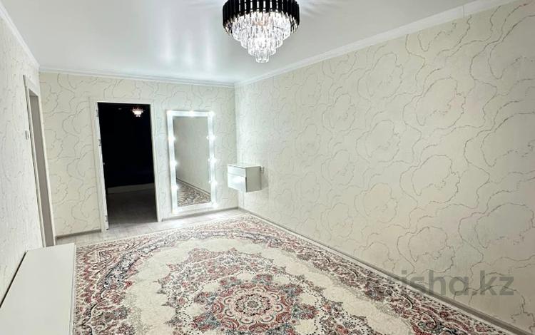 2-комнатная квартира · 42.5 м² · 1/5 этаж, мкр 5, Тургенева за 13.5 млн ₸ в Актобе — фото 2
