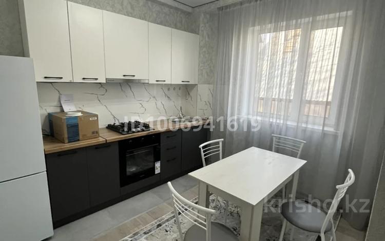 2-комнатная квартира · 50 м² · 2/2 этаж, мкр Достык, Мкр Достык Жети Жаргы — Яссауи - Абая за 240 000 ₸ в Алматы, Ауэзовский р-н — фото 7