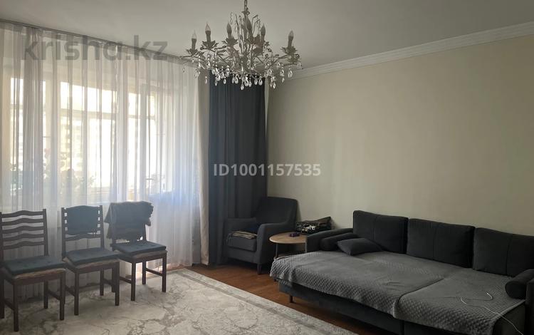 3-комнатная квартира · 70 м² · 3/12 этаж, мкр Самал-2 — Мендикулова - Бектурова за 75 млн 〒 в Алматы, Медеуский р-н — фото 2