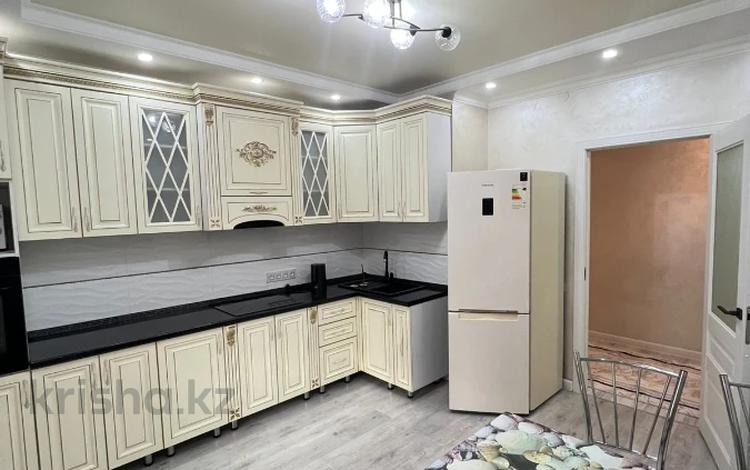 2-комнатная квартира · 75 м² · 4/9 этаж, Розыбакиева 320 за 400 000 ₸ в Алматы, Бостандыкский р-н — фото 4