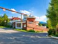 Отдельный дом · 6 комнат · 700 м² · 15 сот., мкр Юбилейный за 2.5 млн ₸ в Алматы, Медеуский р-н — фото 3