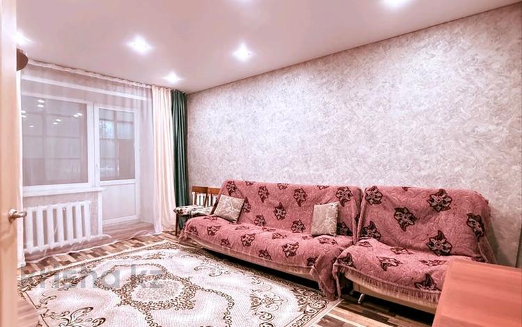 3-бөлмелі пәтер · 64 м² · 1/2 қабат, Рахимова, бағасы: 12 млн ₸ в Семее — фото 2