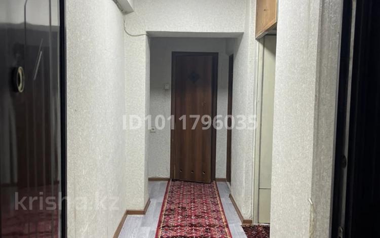 2-бөлмелі пәтер · 69 м² · 1/4 қабат, ул. Сайлау Серикова 45, бағасы: 200 000 ₸ в Алматы, Жетысуский р-н — фото 2