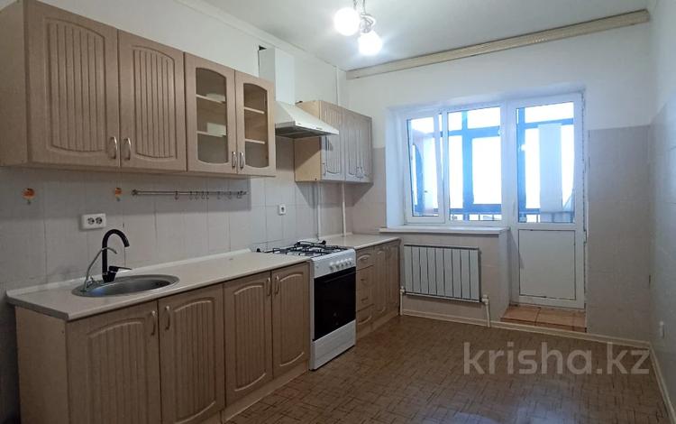 2-комнатная квартира · 56 м² · 6/9 этаж, Нур Актобе, 2 микрорайон за 15.5 млн 〒 — фото 4