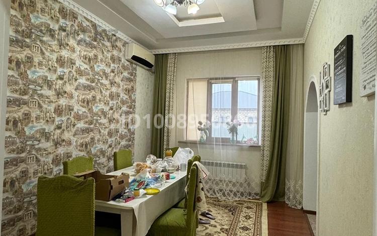 Отдельный дом · 5 комнат · 260 м² · 8 сот., мкр Балауса, Ташенова за 35 млн ₸ в Атырау — фото 2