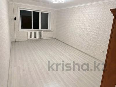 3-комнатная квартира · 62 м² · 1/5 этаж, Майкудук, Майкудук, 14й микрорайон 45 за 14.5 млн ₸ в Караганде, Алихана Бокейханова р-н