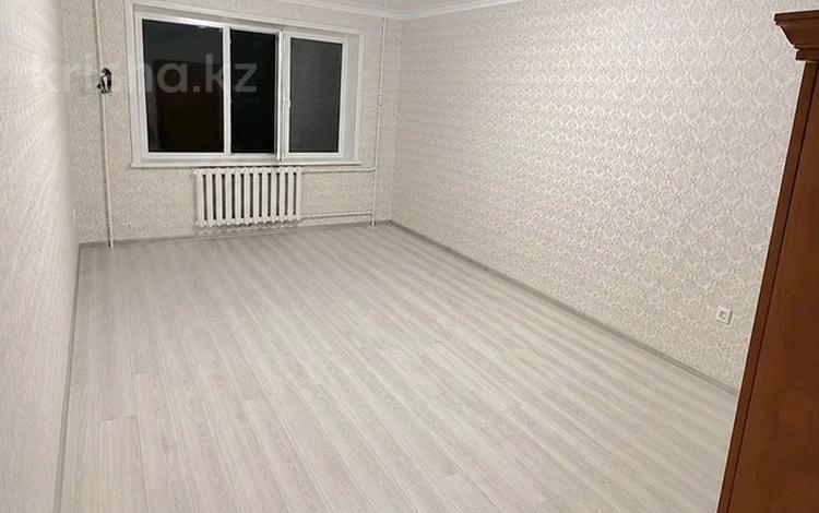 3-комнатная квартира · 62 м² · 1/5 этаж, Майкудук, Майкудук, 14й микрорайон 45 за 14.5 млн ₸ в Караганде, Алихана Бокейханова р-н — фото 2