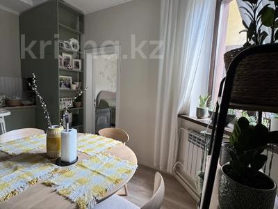 3-комнатная квартира · 78.8 м² · 1/5 этаж, Дружбы народов 2/3 за 43.8 млн ₸ в Усть-Каменогорске, Ульбинский