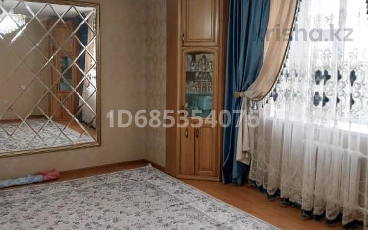 3-комнатная квартира, 76 м², 3/5 этаж, Астана микрорайон 10 за 19.5 млн 〒 в  — фото 2