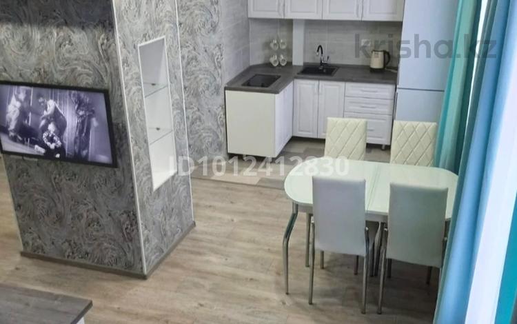 2-комнатная квартира · 51 м², Абая Кунанбаева 92 за 250 000 〒 в Семее — фото 9