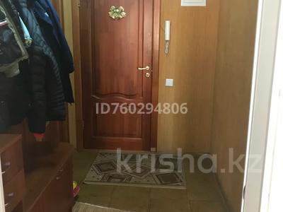 1-комнатная квартира · 45.5 м² · 5/5 этаж, мкр Жилгородок 51 — ул. Мухамеджана Тынышбаева за 13 млн ₸ в Актобе