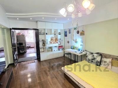 3-комнатная квартира · 70.1 м² · 1/5 этаж, Барибаева — Парк Горького за 64 млн ₸ в Алматы, Медеуский р-н