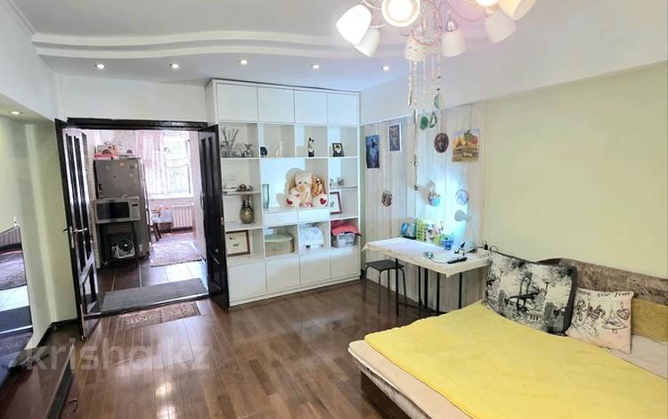 3-комнатная квартира · 70.1 м² · 1/5 этаж, Барибаева — Парк Горького за 64 млн ₸ в Алматы, Медеуский р-н — фото 2