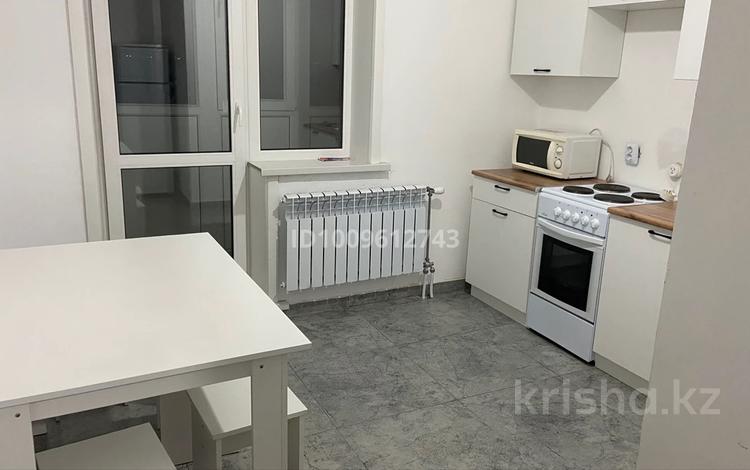 2-комнатная квартира · 55 м², Алтынсарина за 160 000 ₸ в Петропавловске — фото 9