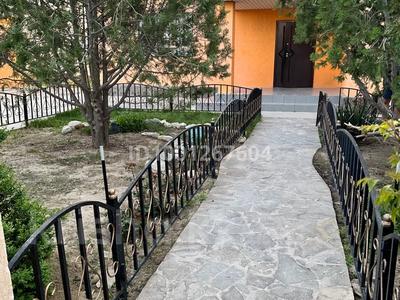 Отдельный дом · 6 комнат · 300 м² · 15 сот., 4 393 за 50 млн 〒 в С.шапагатовой