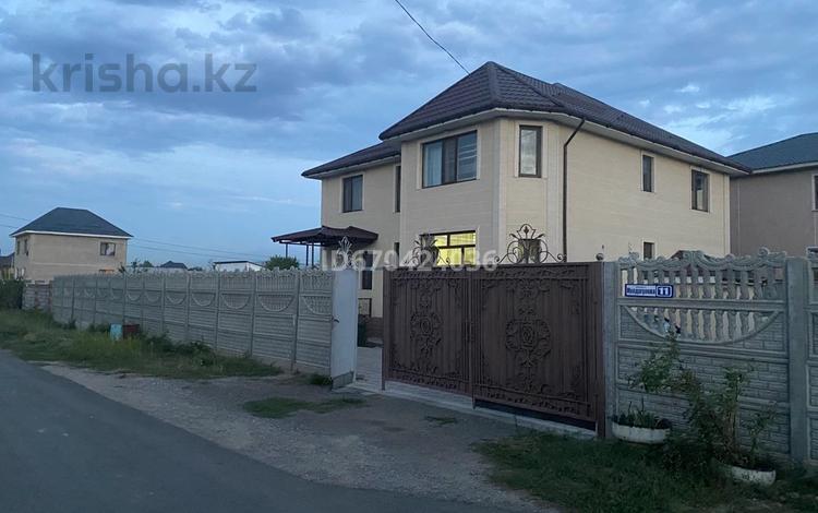 Отдельный дом · 6 комнат · 220 м², Микрорайон Жайнак 11 — Молдагулова за 750 000 〒 в Боралдае (Бурундай) — фото 2