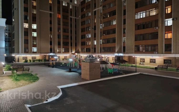 1-бөлмелі пәтер · 45 м² · 3/10 қабат, ул. Чингиза Айтматова 33, бағасы: 25 млн ₸ в Астане, Нура р-н — фото 2