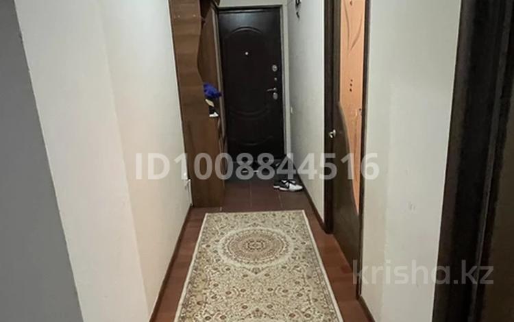 2-комнатная квартира · 56 м² · 2/5 этаж, мкр Нурсая, Таумуш жумагалиева 50 — Таумуш жумагалиева за 20.5 млн ₸ в Атырау — фото 2