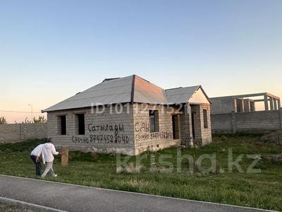 Отдельный дом · 4 комнаты · 150 м² · 8 сот., Кариз за 8 млн 〒 в Туркестане