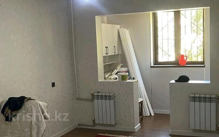 2-комнатная квартира · 60 м² · 2/5 этаж, 13-й микрорайон, Абдразахова 27 — Абдразахова за 150 000 ₸ в Шымкенте, Енбекшинский р-н — фото 2