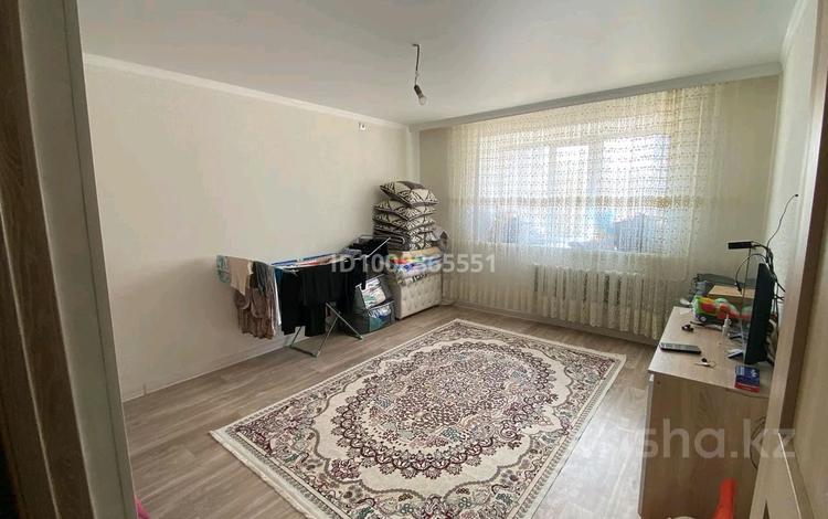 1-комнатная квартира · 37 м² · 2/5 этаж, мкр Жилгородок 52 — Жилгородок рынок за 120 000 ₸ в Актобе — фото 2