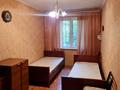 3-комнатная квартира, 59 м², 2/4 этаж помесячно, мкр №2 40 за 250 000 〒 в Алматы, Ауэзовский р-н — фото 3