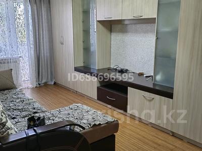 3-бөлмелі пәтер · 57 м² · 3/4 қабат, Ауэзова 56 а — На кольцевой рядом налоговая,т.ц Сауран,вдоль дороги., бағасы: 200 000 ₸ в Атырау, мкр Жилгородок