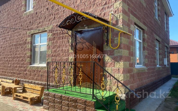 Отдельный дом · 8 комнат · 290 м² · 10 сот., Үшқиян 44 — Магазин Бейбарыс за 55 млн 〒 в Актобе, жилой массив Акжар-2 — фото 2