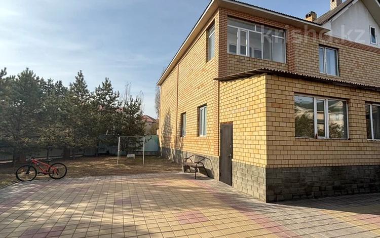 Часть дома · 6 комнат · 257 м², Кыз Жибек 1 за 195 млн ₸ в Астане, Нура р-н — фото 2