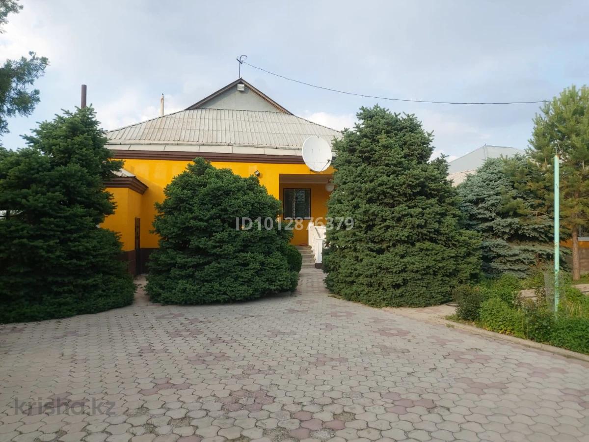 Отдельный дом · 9 комнат · 300 м² · 37 сот.